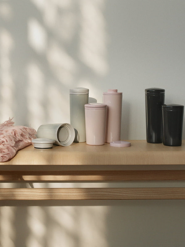 Stelton I:Kontras