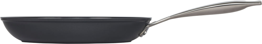 Le Creuset Bratpfanne Essential Antihaft-Keramik – ø 24 cm – Keramik-Antihaftbeschichtung