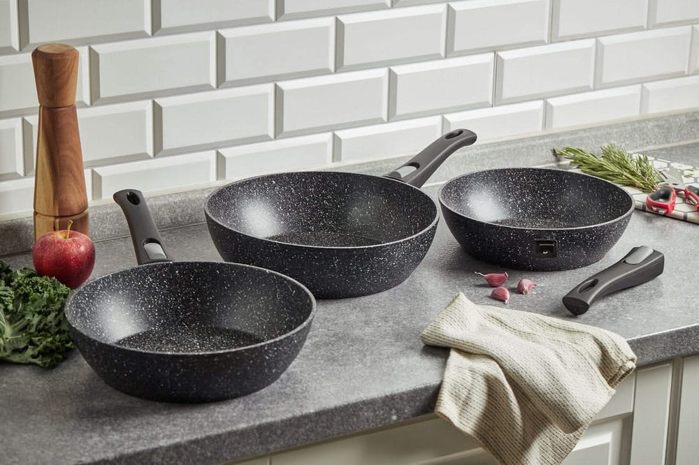 Resto Kitchenware Bratpfanne Leo ø 24 + 26 + 28 cm - Induktion und alle anderen Wärmequellen