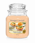 Yankee Candle Duftkerze Medium Mango Ice Cream - 13 cm / ø 11 cm