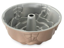 Nordic Ware Gugelhupf Backform Rose Bundt Kupfer ø 23 cm / 2.4 Liter