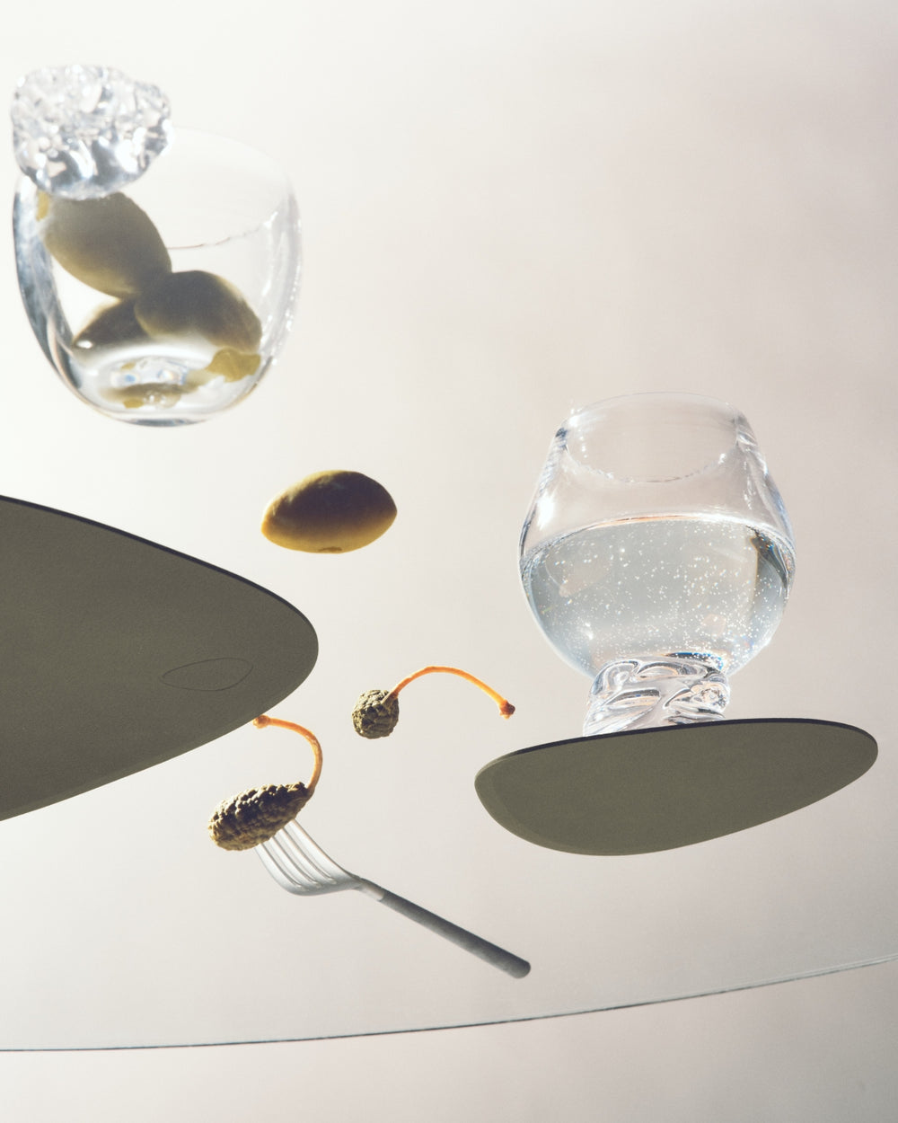 LIND DNA Untersetzer Nupo - Leder - Army Green / Natur - doppelseitig - 13 x 11 cm - 4 Stück