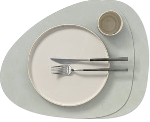 LIND DNA Tischsets Nupo - Leder - Metallic - Curved - 44 x 37 cm - 2 Stück