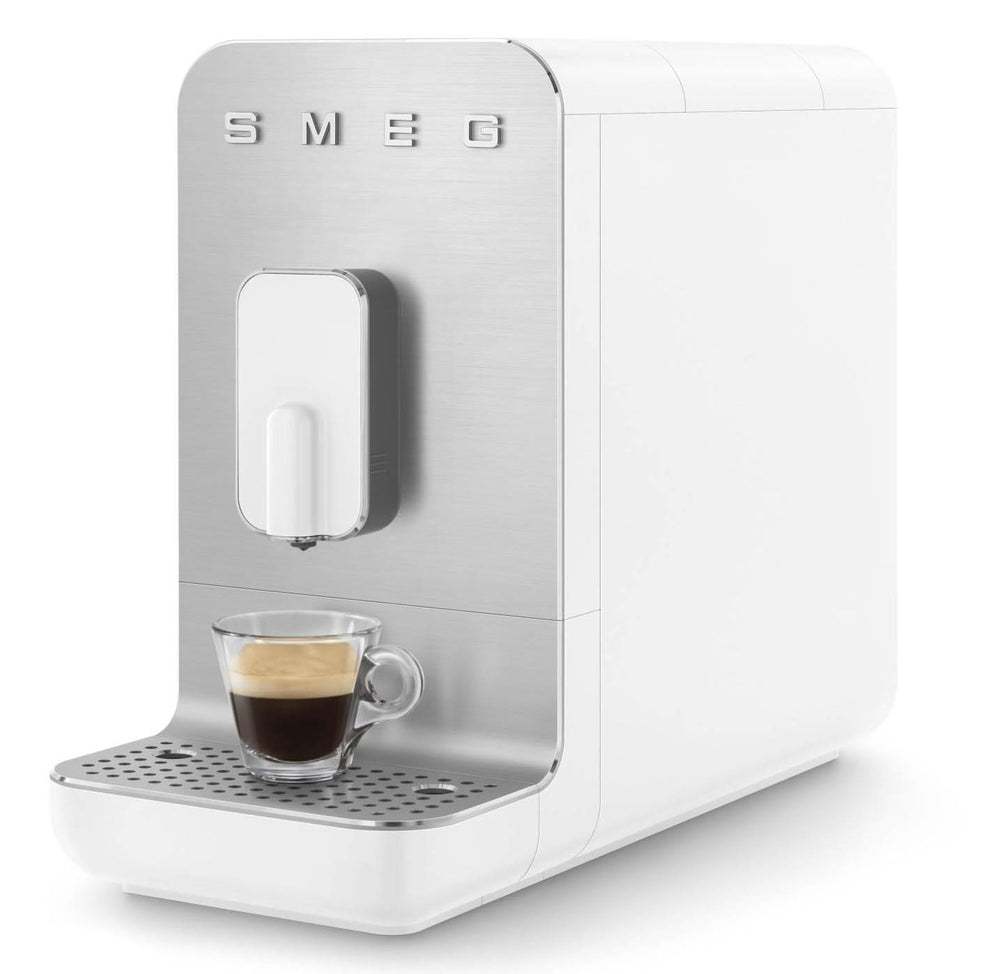 SMEG Kaffeevollautomat – 1350 W – Weiß – 1,4 Liter – BCC11WHMEU