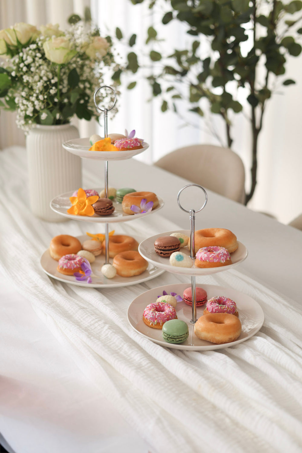 Cookinglife Porzellan-Etagere, 2-stöckig, Ø 17 & 21 cm – Servierturm für Vorspeisen und Desserts