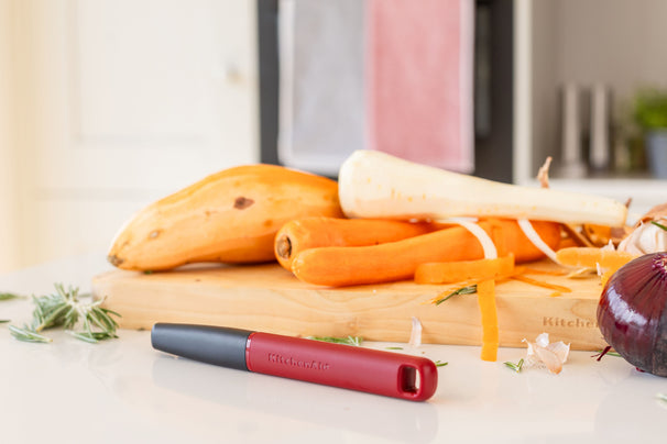 KitchenAid Sparschäler Classic Kaiserrot Edelstahl 20 cm - Schäler