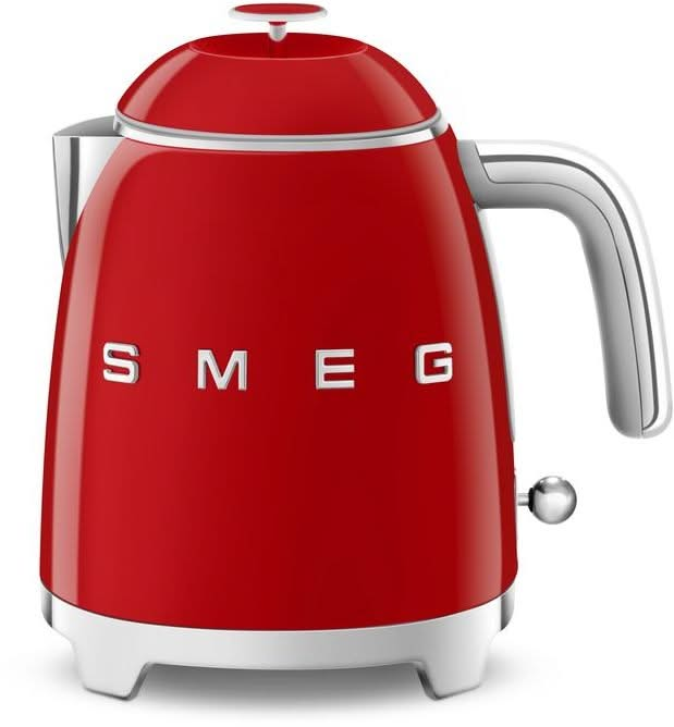 SMEG Wasserkocher Mini – 1400 W – rot – 800 ml – 3 Tassen – KLF05RDEU