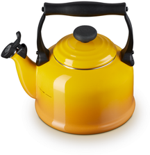 Le Creuset Whistling Kettle Tradition - Nectar - 2,1 Liter - induktionsgeeignet -