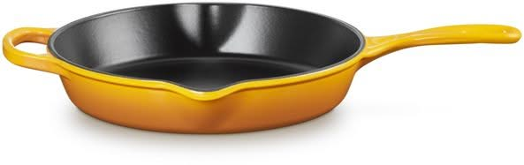 Le Creuset Skillet Signature – Nektar – ø 26 cm – emaillierte Antihaftbeschichtung