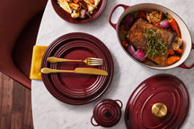 Le Creuset Bräter Signature – Oval – Garnet – ø 29 cm / 4.7 Liter