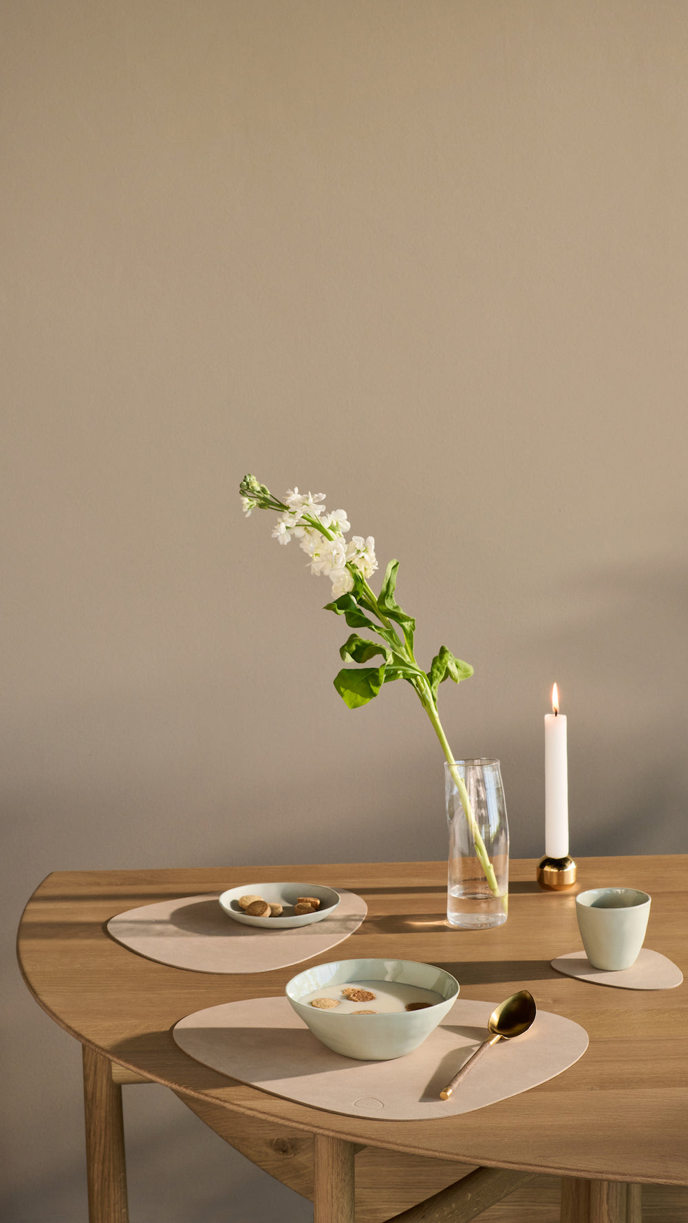 LIND DNA Untersetzer Nupo - Leder - Sand - 13 x 11 cm - 4 Stück