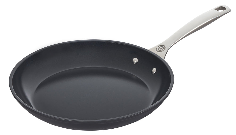 Le Creuset Bratpfannen Essential Antihaft-Keramik, 2er-Set – 20 cm/26 cm