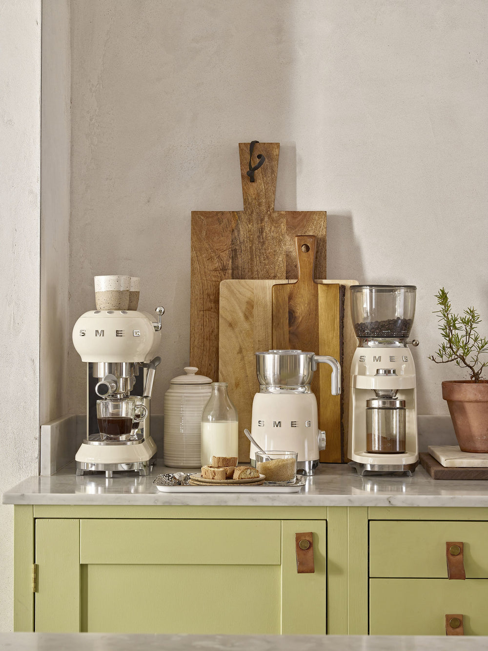 SMEG Milchaufschäumer Creme MFF11CREU