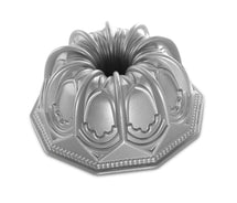 Nordic Ware Gugelhupf Backform Cathedral Bundt Silber ø 25 cm / 2.1 Liter