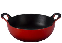 Le Creuset Wokpfanne / Balti-Gericht - Kirschrot - ø 24 cm / 2.7 Liter - Emaillierte Antihaftbeschichtung