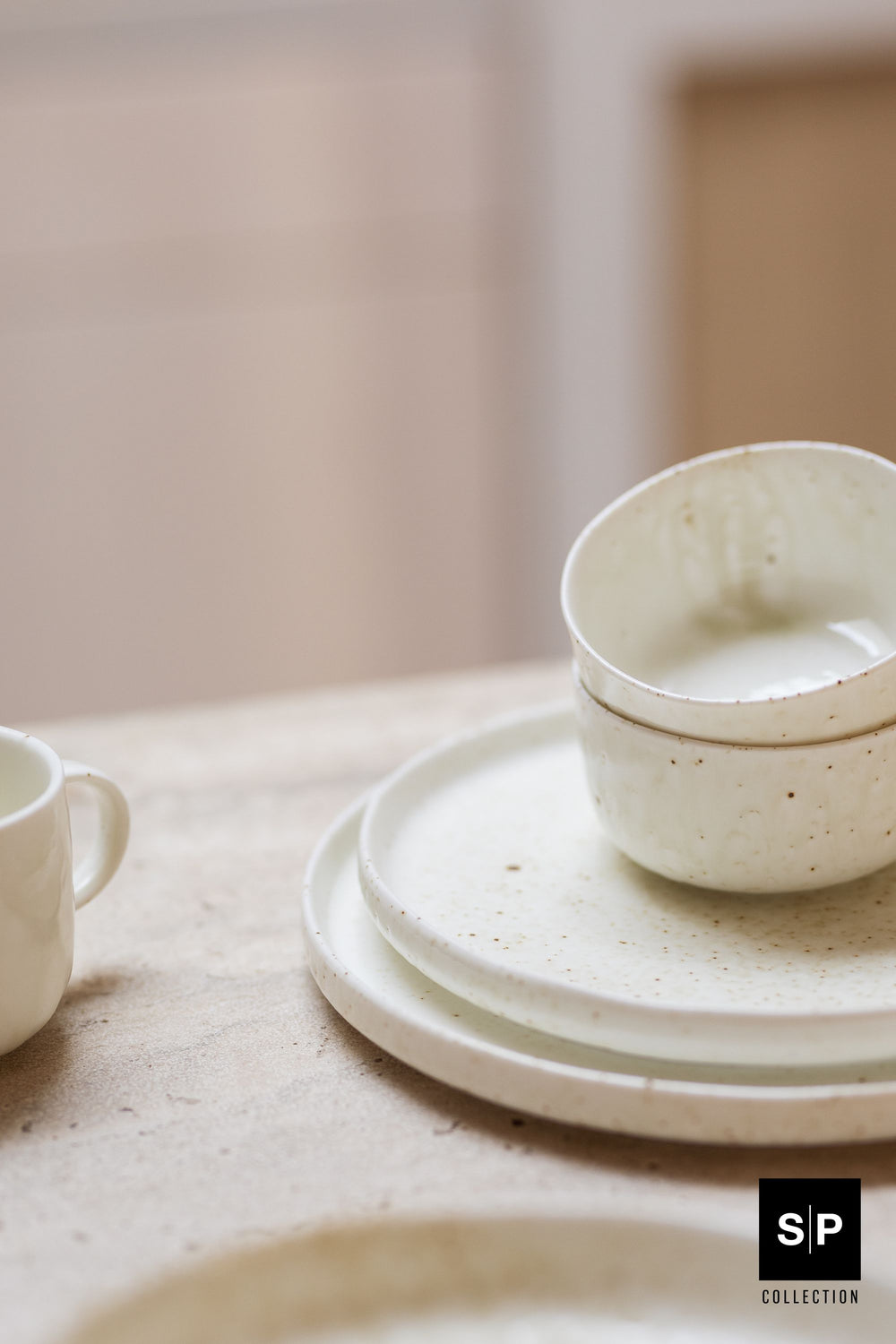 Salt & Pepper Geschirrset Studio Urban Beach 12-teilig / 4 Personen - 4 Dinner-Teller, 4 Frühstücksteller und 4 Schalen