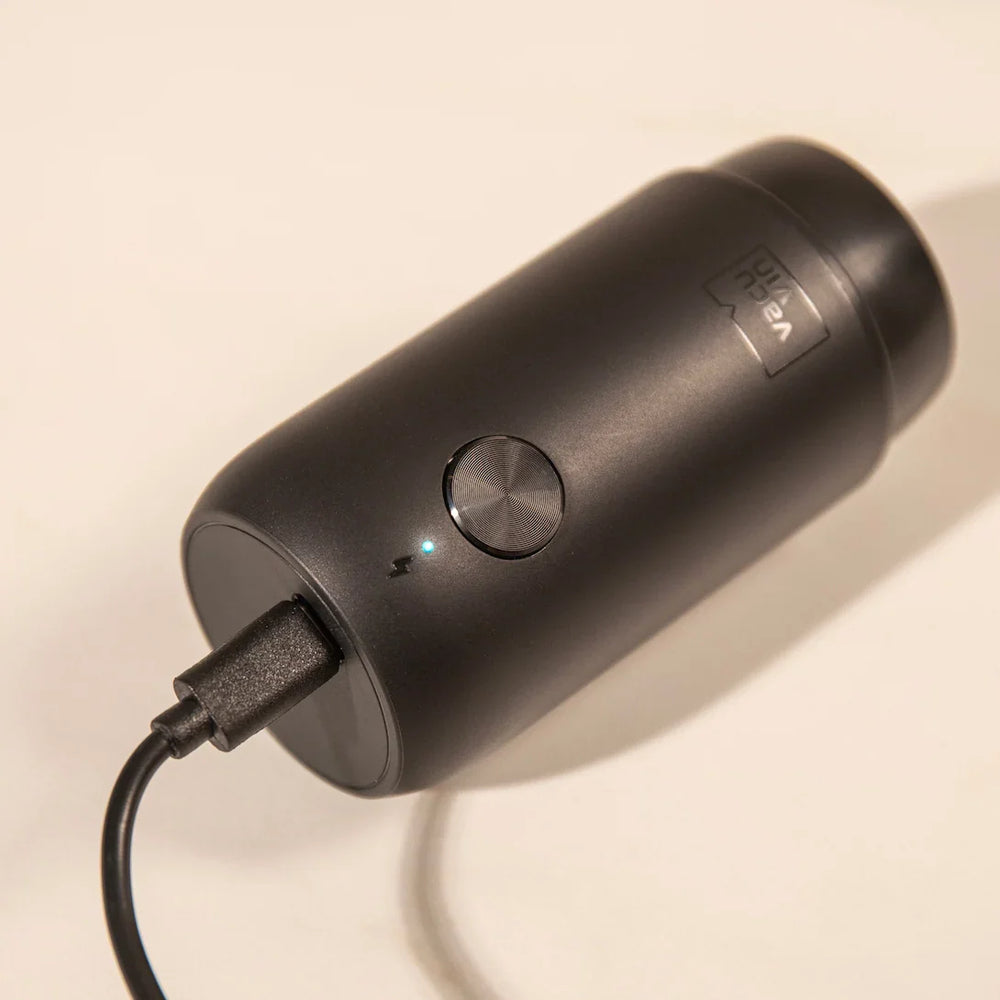 Vacu Vin Elektrische Weinspar-Vakuumpumpe + 2 Kappen