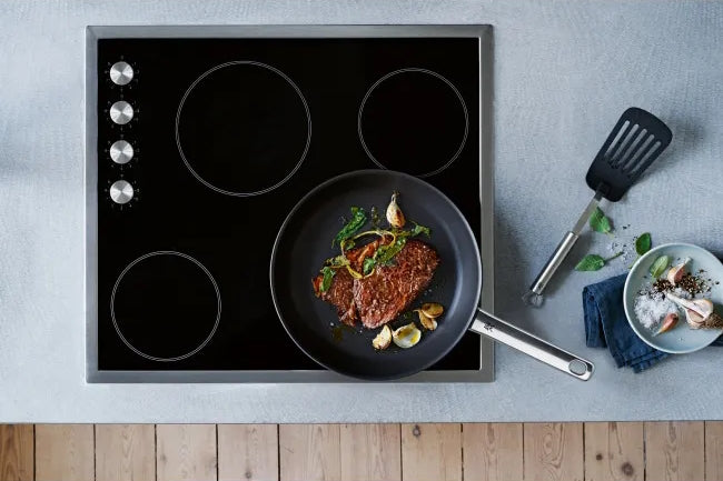 WMF Pfannenwender Profi Plus 32 cm - Inklusive GRATIS Cookinglife Ölzerstäuber 100 ml