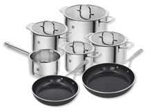 Zwilling Kochgeschirr Set TrueFlow 5-teilig + Demeyere Bratpfannen Set Alu Industry 3 Ceraforce - ø 24 und 28 cm