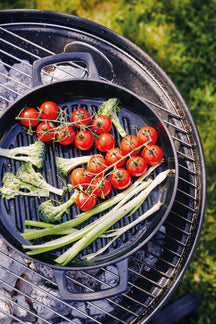 Alva Grillpfanne - Grillplatte - Nori - Gusseisen ø 28 cm - emaillierte Antihaftbeschichtung + Gratis Ledergriffe