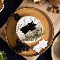 Weihnachtlicher Camembert