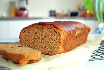 Zuckerfreies Bananenbrot mit Lebkuchen