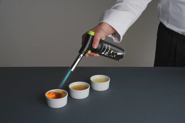 Hendi Creme Brulee Brenner / Kochbrenner - mit Gaszylinder - Jet + Butan Gas Nachfüllung - 4 Stück