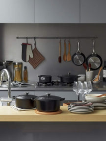 Le Creuset Bräter Signature Matte Schwarz - ø 34 cm / 12 liter